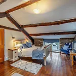 Hébergement de vacances 5 Bed In Oc-80332