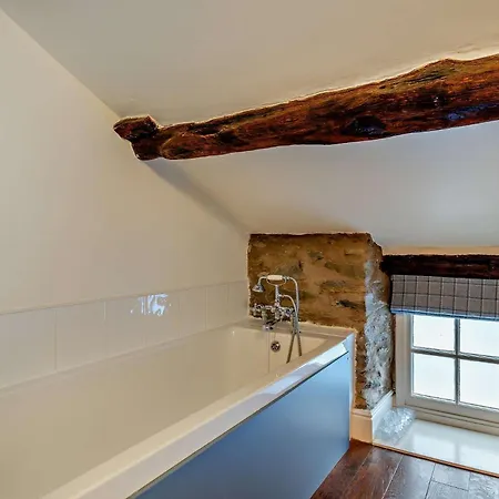 5 Bed In 80332